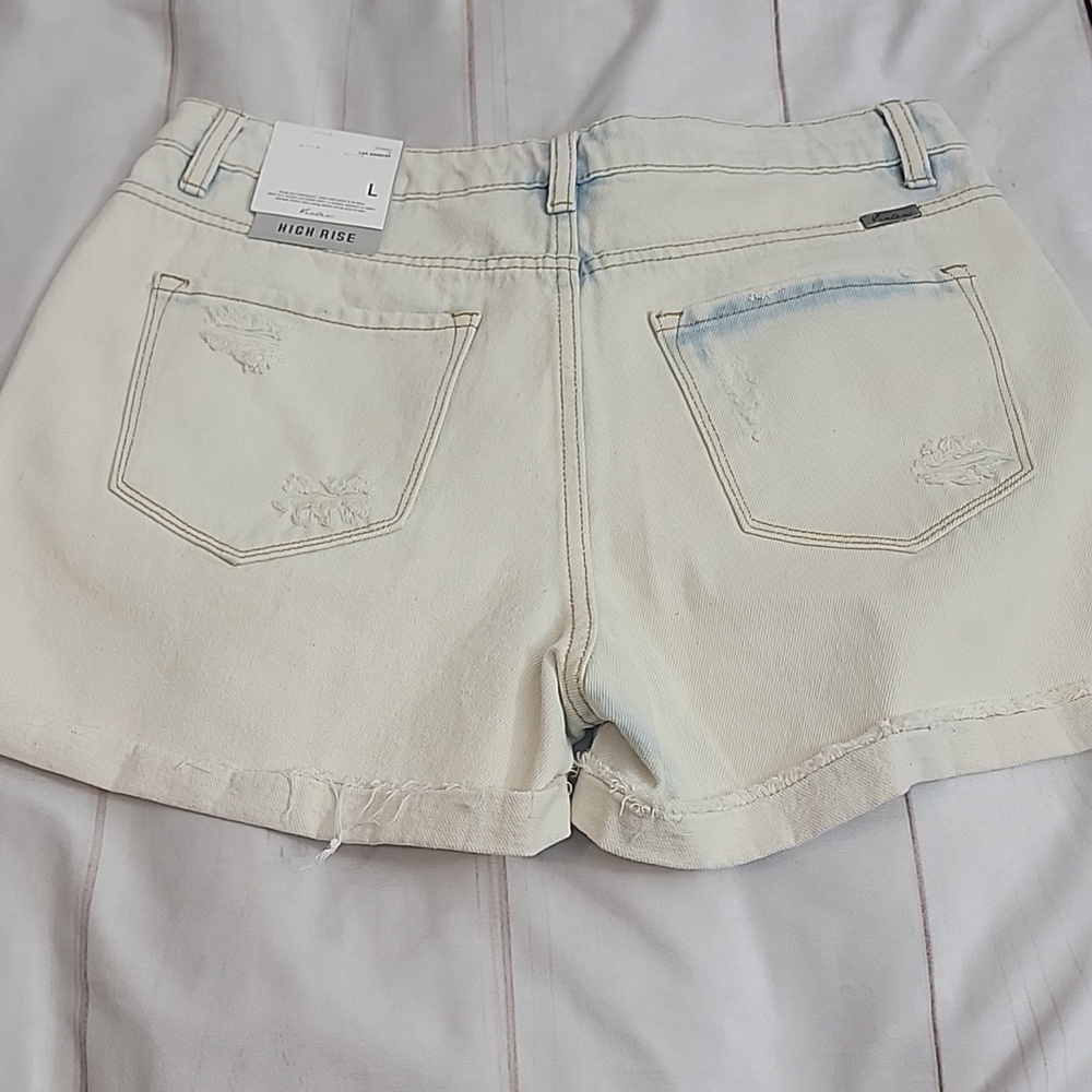 KanCan Diatressed High Rise Bleached Light Color Shorts Rolled Hem size Large - Picture 5 of 6